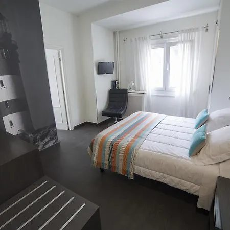 卡宝马约尔旅馆