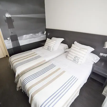 卡宝马约尔旅馆