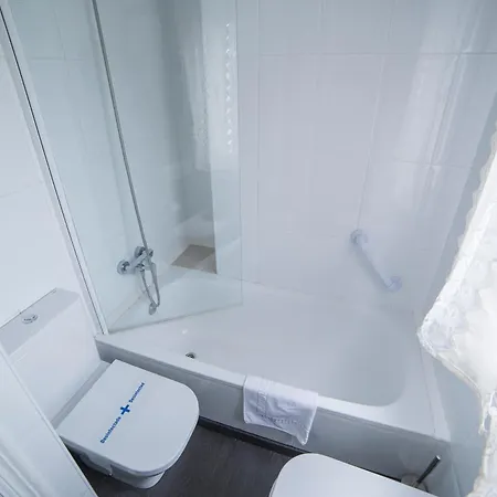 בית הארחה Cabo Mayor 4*