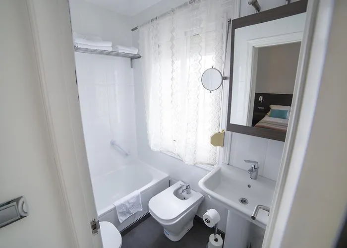 招待所 卡宝马约尔旅馆 4*