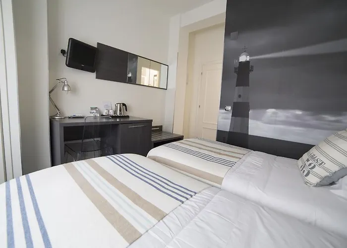 招待所 卡宝马约尔旅馆 4*