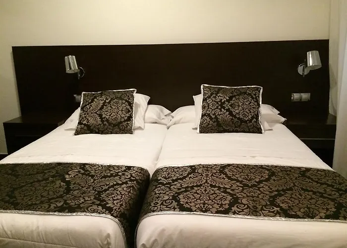 卡宝马约尔旅馆