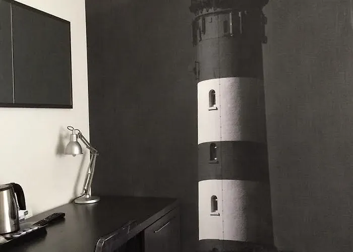 卡宝马约尔旅馆 4*