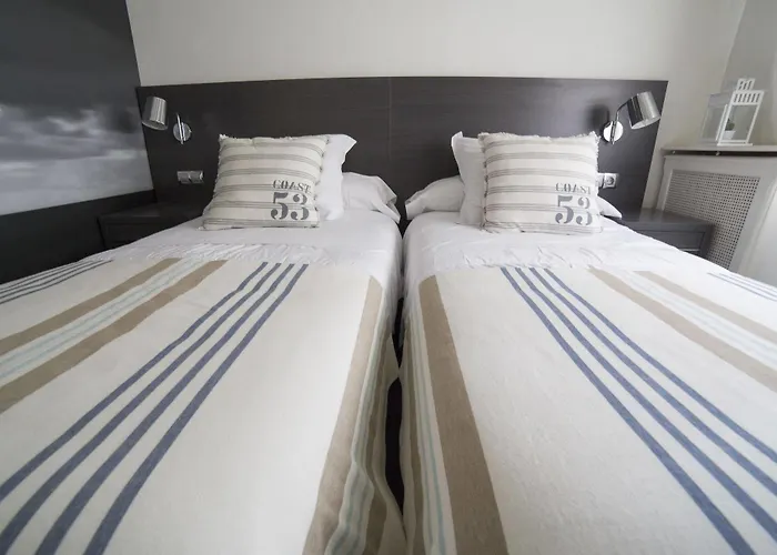 卡宝马约尔旅馆 4*